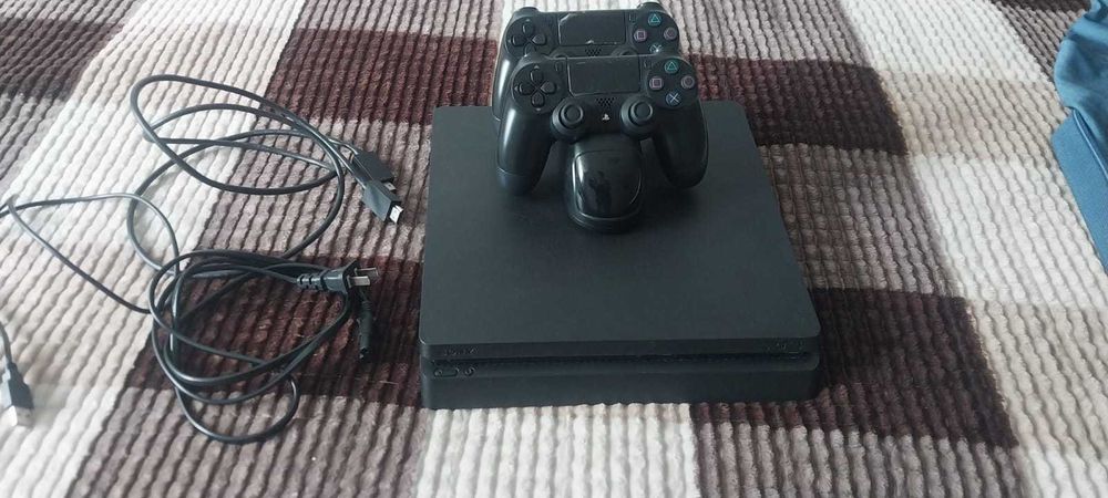 Срочно продам Playstation