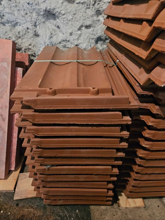Продавам Керемиди Tondach нови 30 + 5