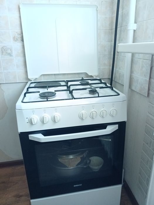 Продаётся газовая плита