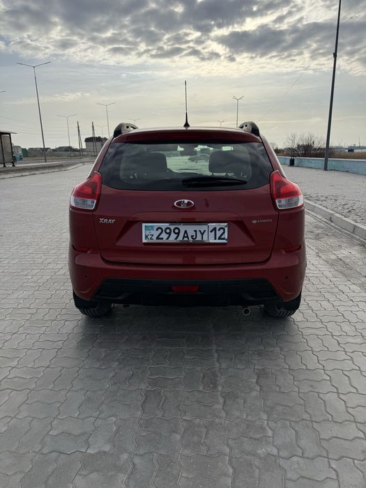 Продам Lada X-Rai