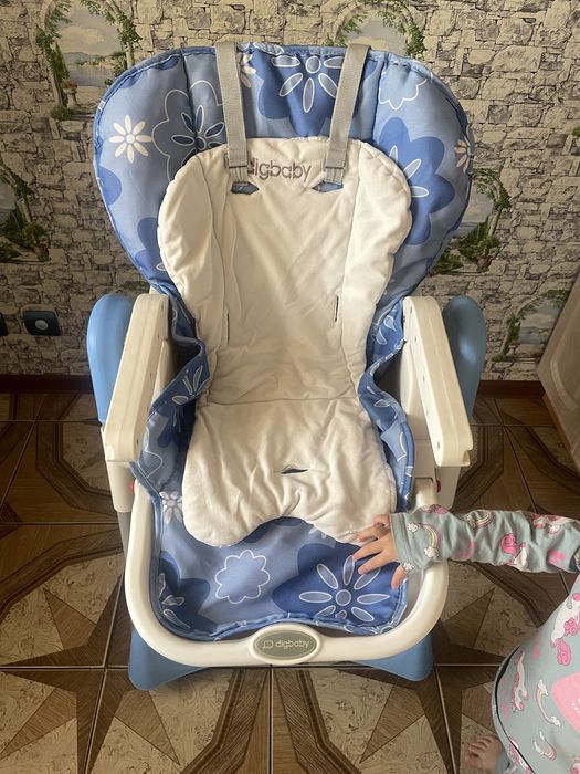 Столик детский  для кормления