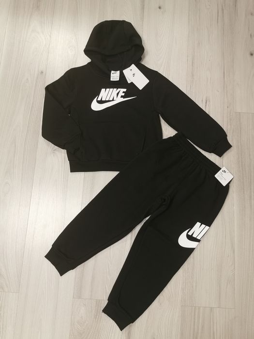 Trening original Nike mărimea 122