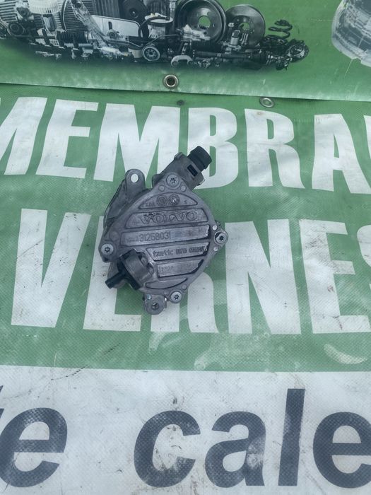 Pompă vacuum Volvo XC 60 2.4 D D5 2012