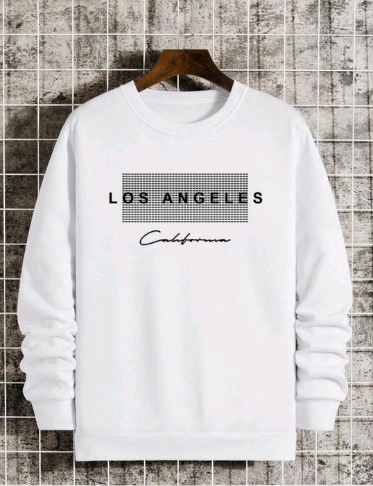 Мъжка бяла блуза