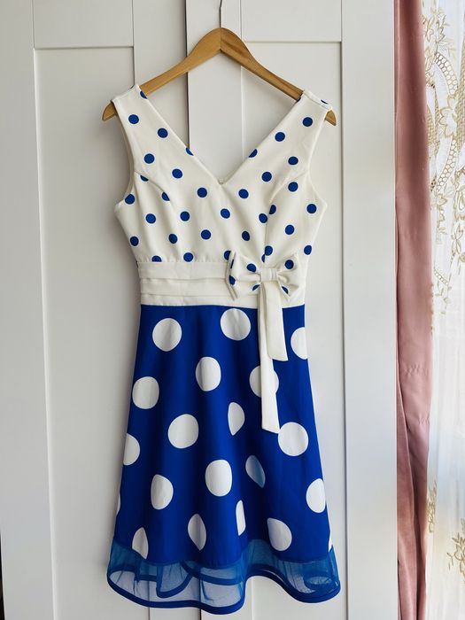 Красиви ферични рокли