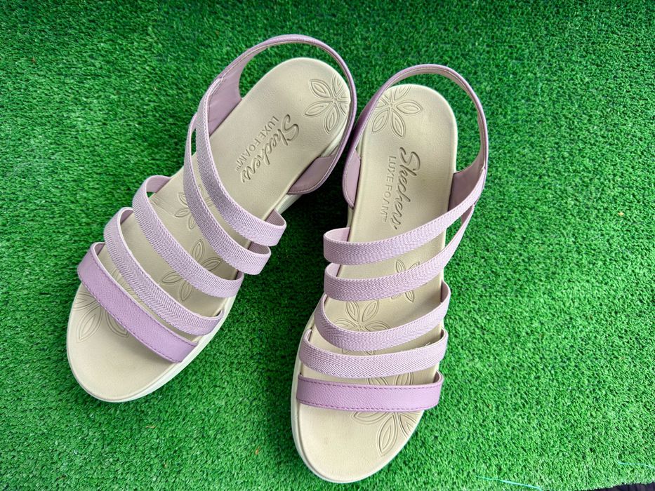 Дамски сандали Skechers Luxe Foam (N 40) – отлично състояние