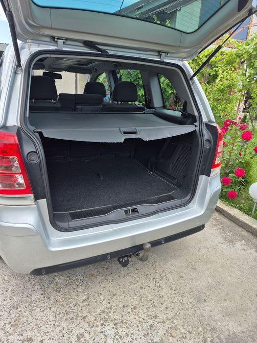 Opel zafira 1.8 benzină facelift 7 locuri