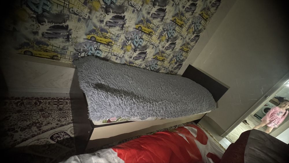 Продам одинарный  кроват