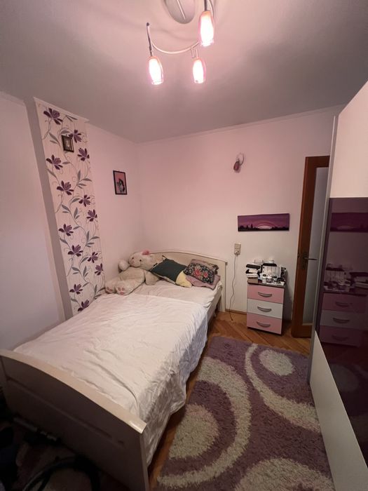 Apartament 3 camere decomandat, 2 băi, 2 balcoane, ultracentral – Strada Victoriei, Târgu Jiu