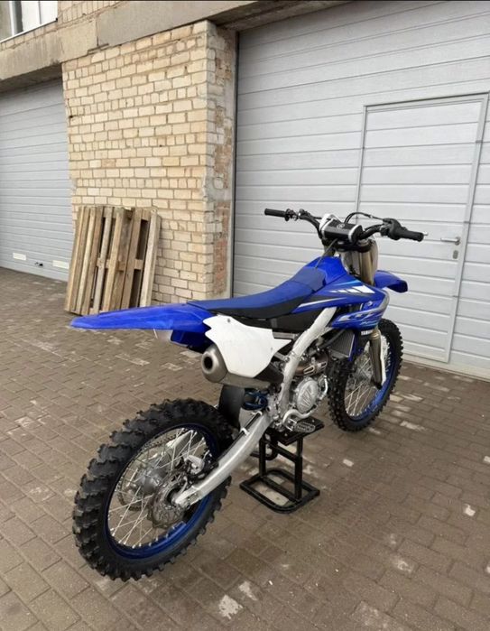 Кросс мото Yamaha yz250f