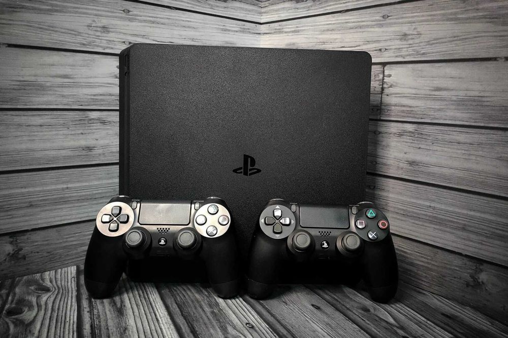 Playstation 4 Slim 1TB
