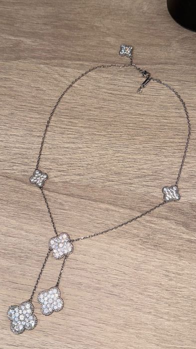 Van Cleef колие в сребърно с камъчета