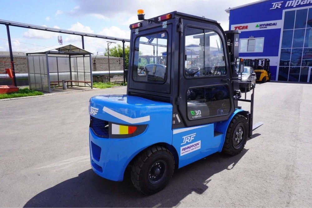 Вилочный погрузчик 3 тонн