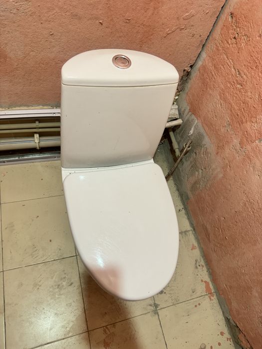 Унитаз с бочком
