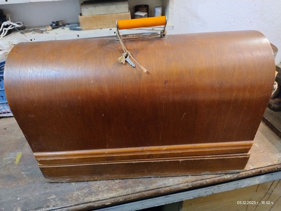 Шевна машина "Калинина" с ел. задвижване с педал, работеща