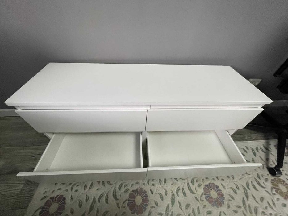 Тумба под телевизор