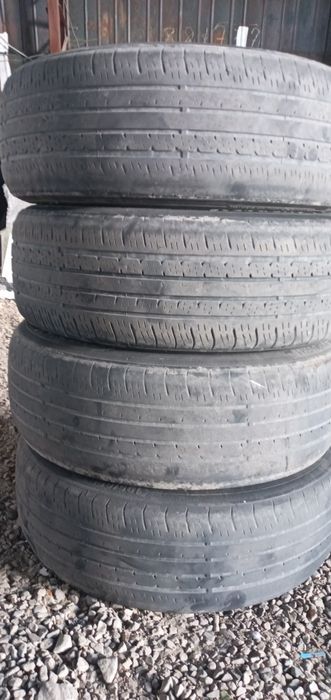 Продам комплект шин на 15
