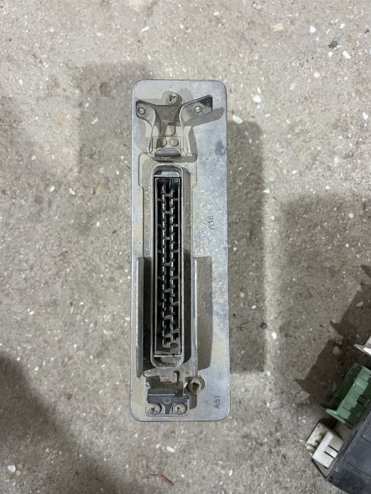 Запчаст на бмв е34 е39