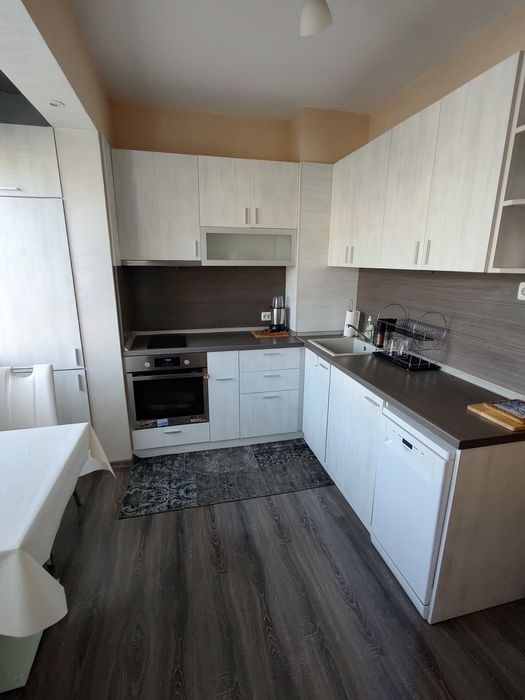 Дава се под наем Тристаен апартамент в Варна, Младост 1 - 60 кв.м за 408 € - Снимка #7