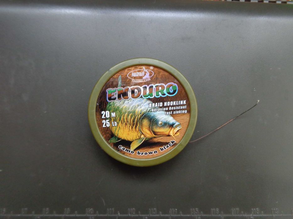 Кутия,повод KATRAN,Pop-Up топчета,задни държачи и протектори.