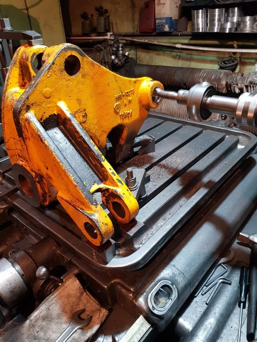 Токарно-расточные,токарные,фрезерные работы. - Прочие услуги Павлодар ...