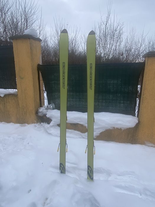 Schiuri Rossignol originale – cu legături – stare bună