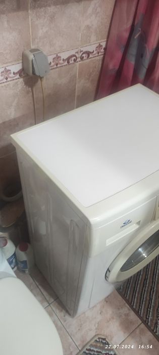 Продаю стиральную машинку