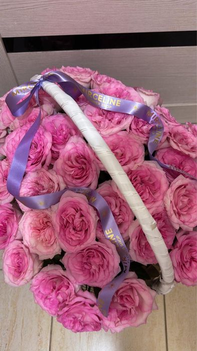 Продам корзину роз