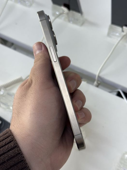 Айфон 15про макс 256гб 84%