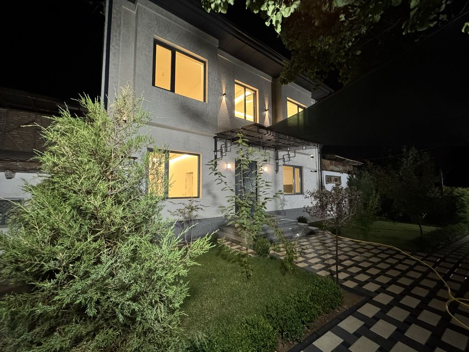 Ор-р: Военкомат, IT-Park Продается Новый Таунхаус 1,3 соток 6.ком 170м