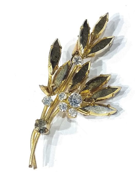 Brosa vintage floare