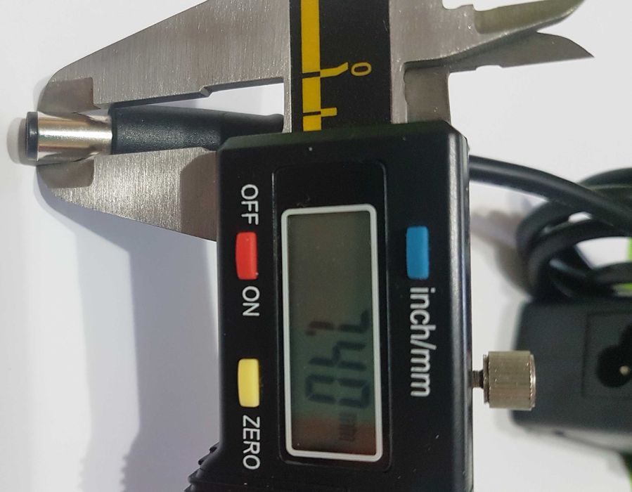 Alimentator/Incarcator laptop HP 65W