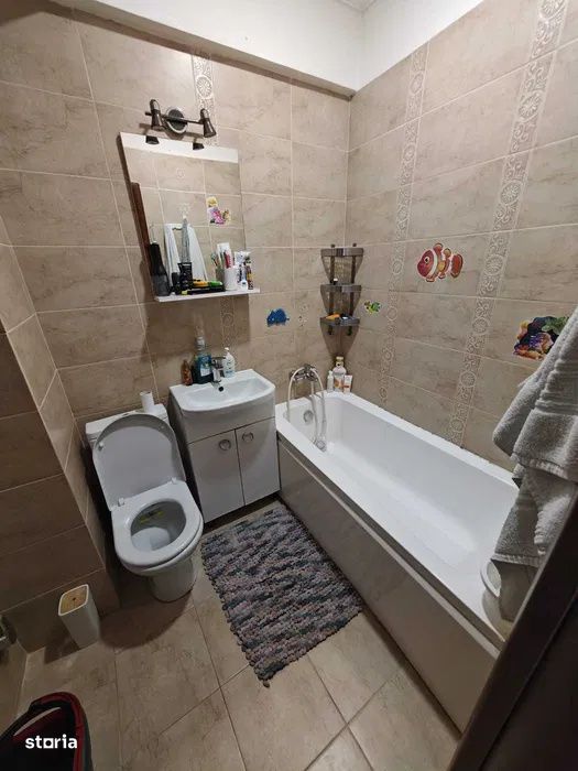 Apartament 3 camere Zona KM 5
