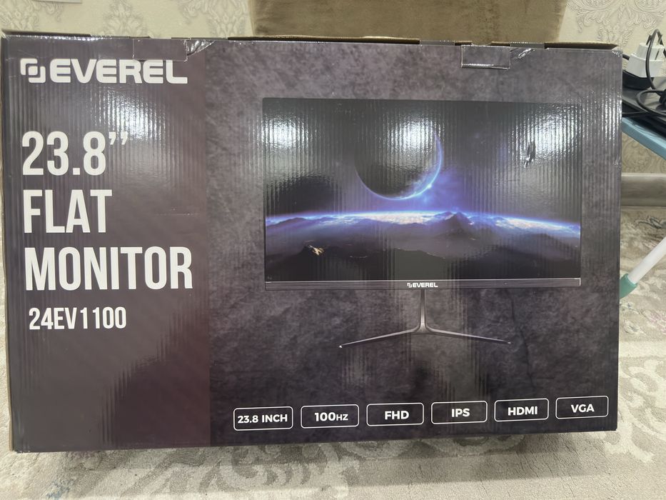 Монитор и корпус для компьютера