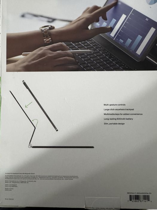 Vand tastatura pentru tableta ipad