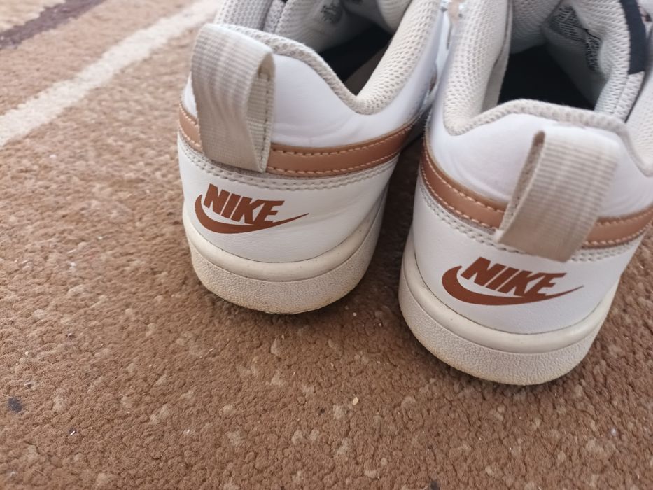 Nike  fete mar.36