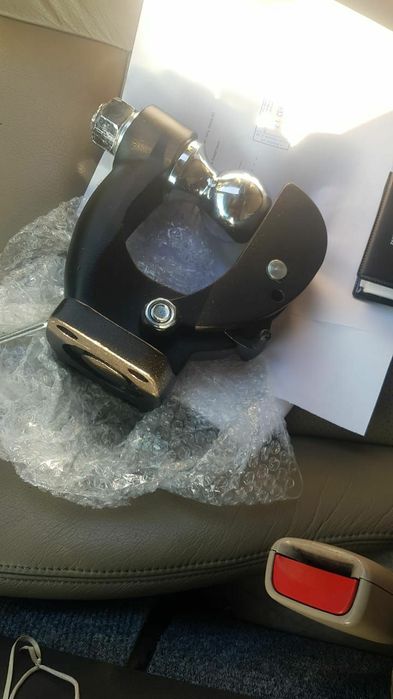 Фаркоп на Тойоту Лендкрузер