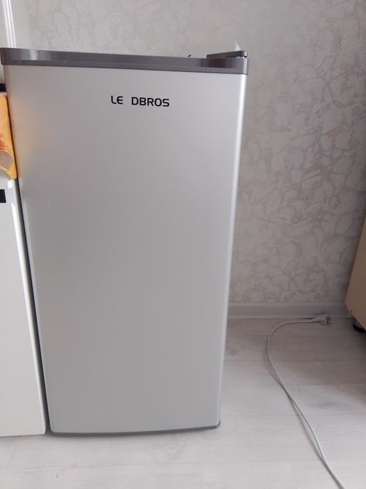 Продам холодильник