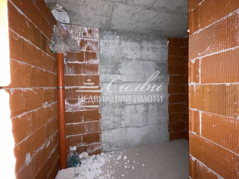 Продава се Тристаен апартамент в Шумен, Болницата - 105 кв.м за 1200 €/кв.м - Снимка #4