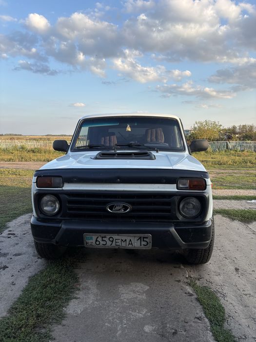 нива урбан 2016