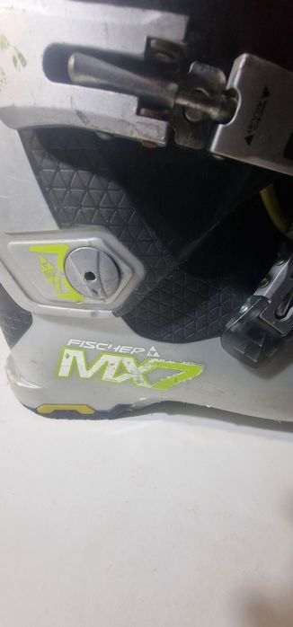 Clapari schi 27.5 rossignol si 28.5 fischer