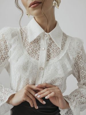 Белая блузка продаётся