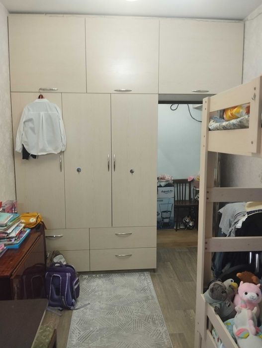 Продается 2/4/4. Чиланзар 2 квартал.