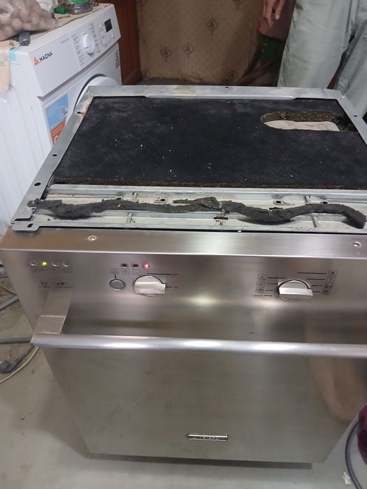 Посудомоечная машина Аристон