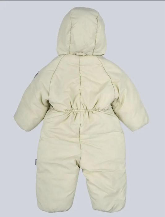 Продам демисезонный комбинезон