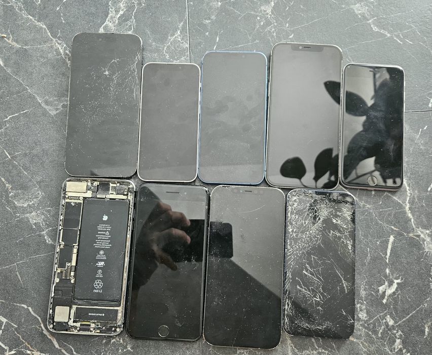 Iphone uri pentru Piese
