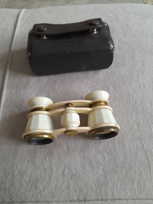 Бинокль театральный ссср