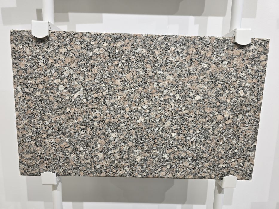 Glafuri, blaturi, trepte, pardoseli din marmură și granit