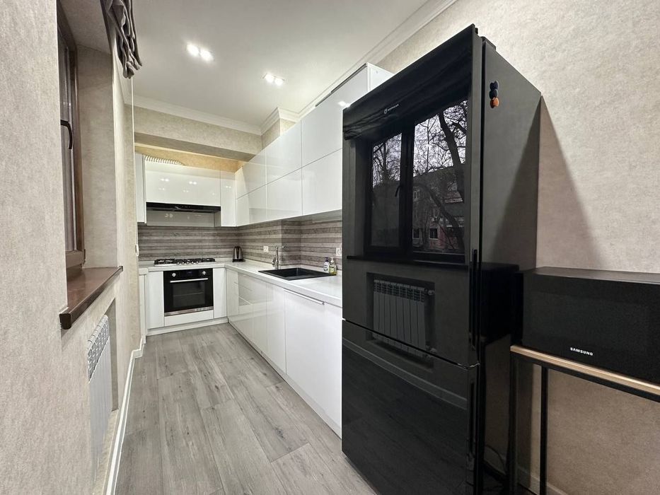 Продаётся 3-х комнатная. Ц-7, ЦУМ, ул. Афросиёб