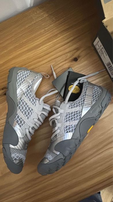 New Balance x Vibram